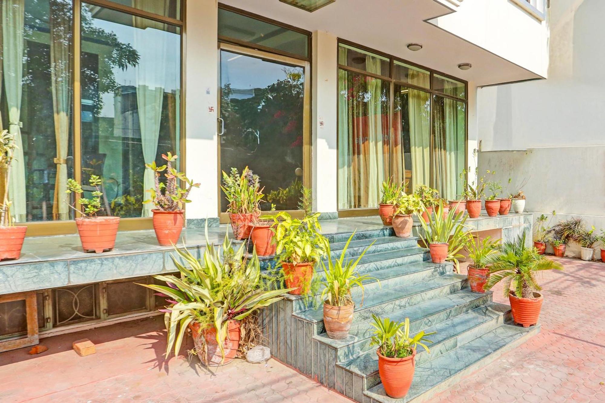 Super Collection O Bani Park Near Collectorate Circle Formerly Anuja Palace Dźajpur Zewnętrze zdjęcie
